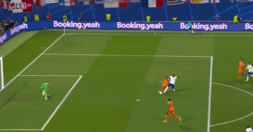 格列兹曼谈两次错失机会：第一个球传到了我的非惯用脚 第二个球错失了几厘米