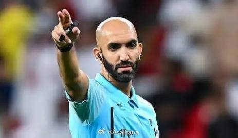 朱艺：科威特主裁吹罚光州vs申花，曾执法川崎前锋2-4山东泰山